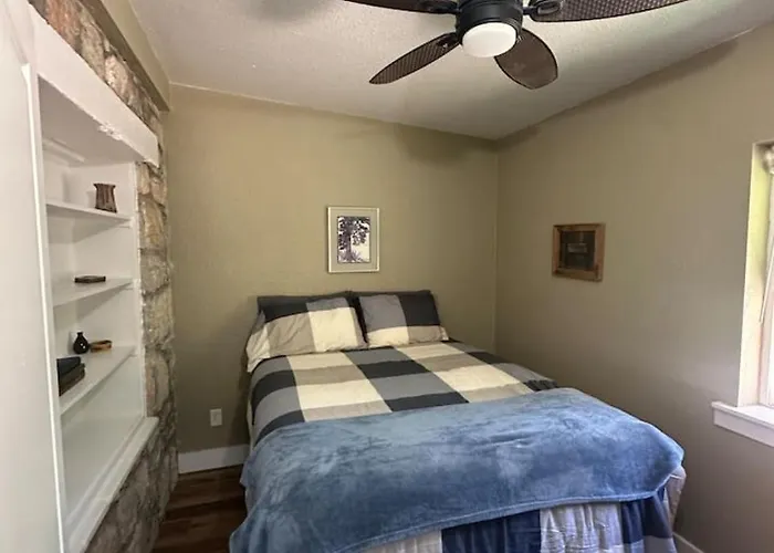 Stonehouse Historic Arizona Canyon Retreat Holiday home *
