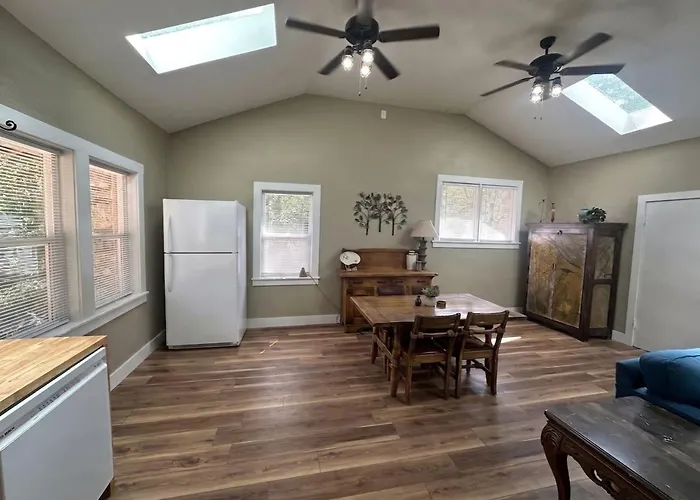 Stonehouse Historic Arizona Canyon Retreat Holiday home